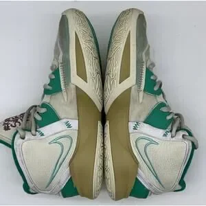Nike | Shoes | Nike Mens 7 Sue Bird X Kyrie Infinity Golden  display picture 2